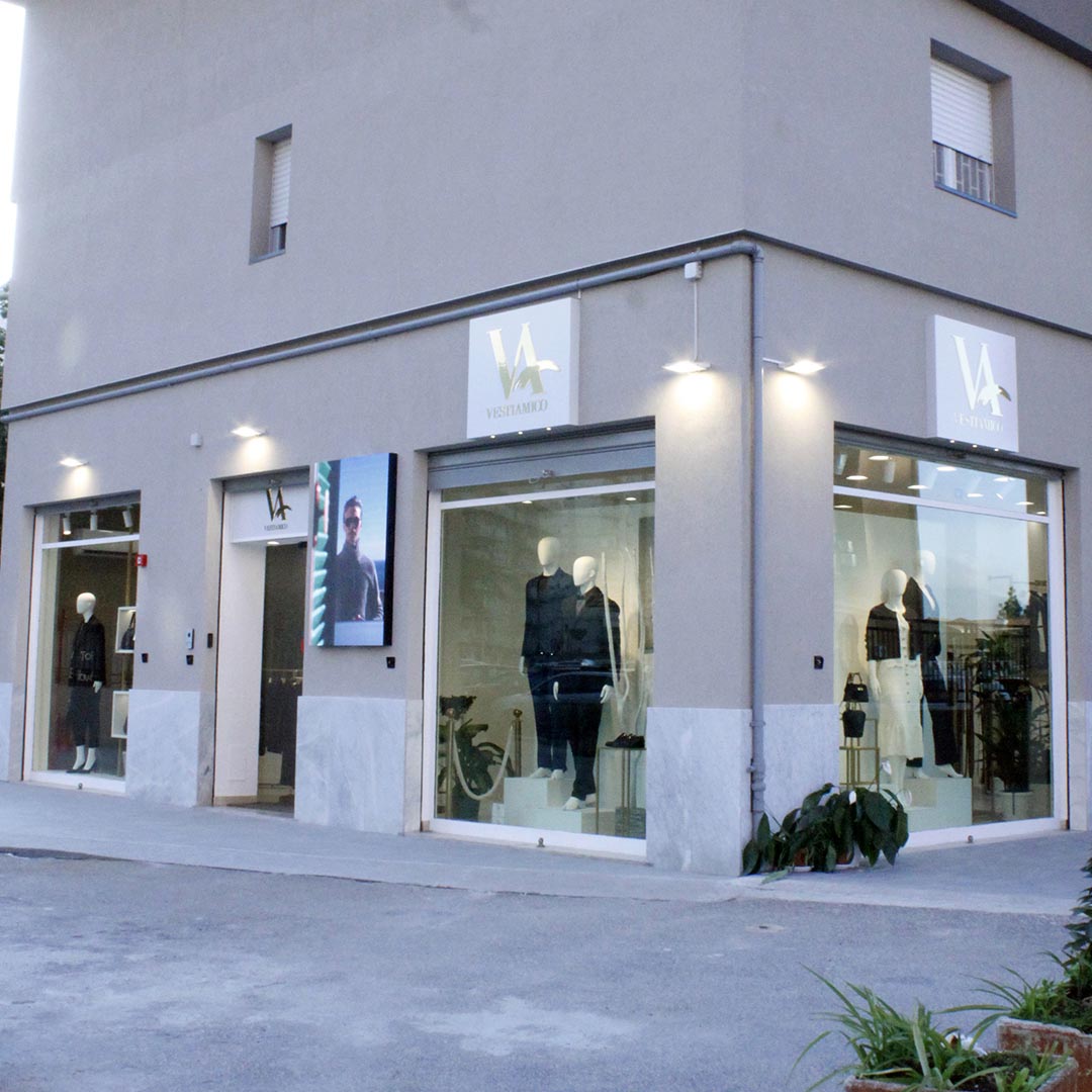 Vestiamico negozio abbigliamento